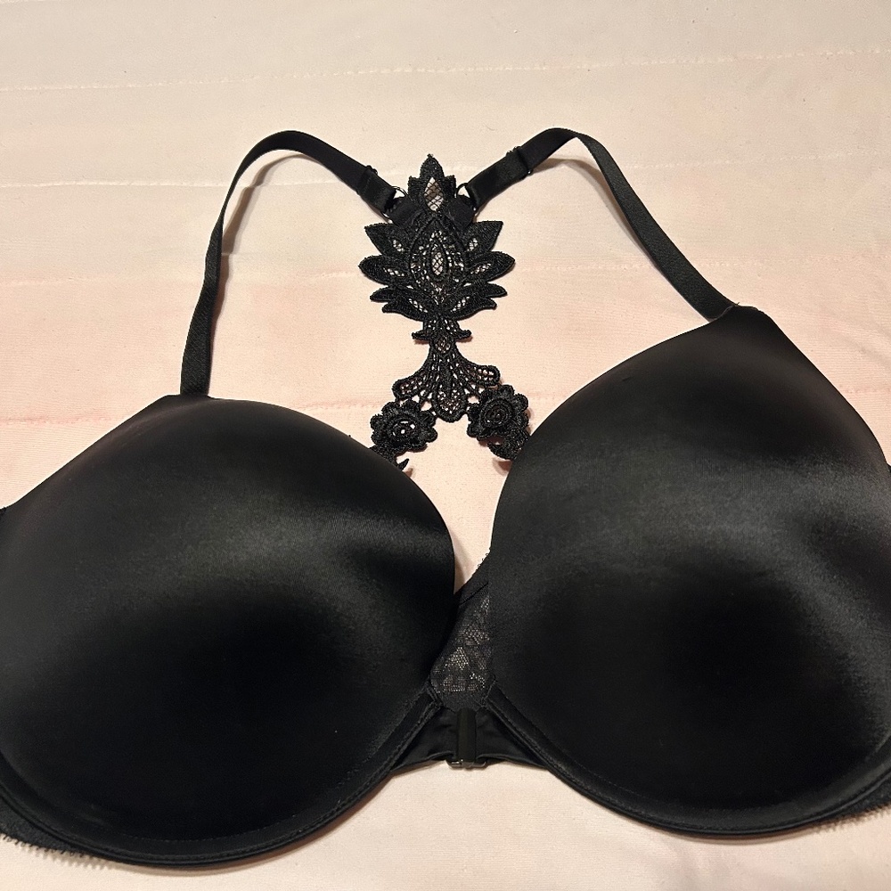 Victoria's Secret Very Sexy Push Up Front Closure 40DD Bra